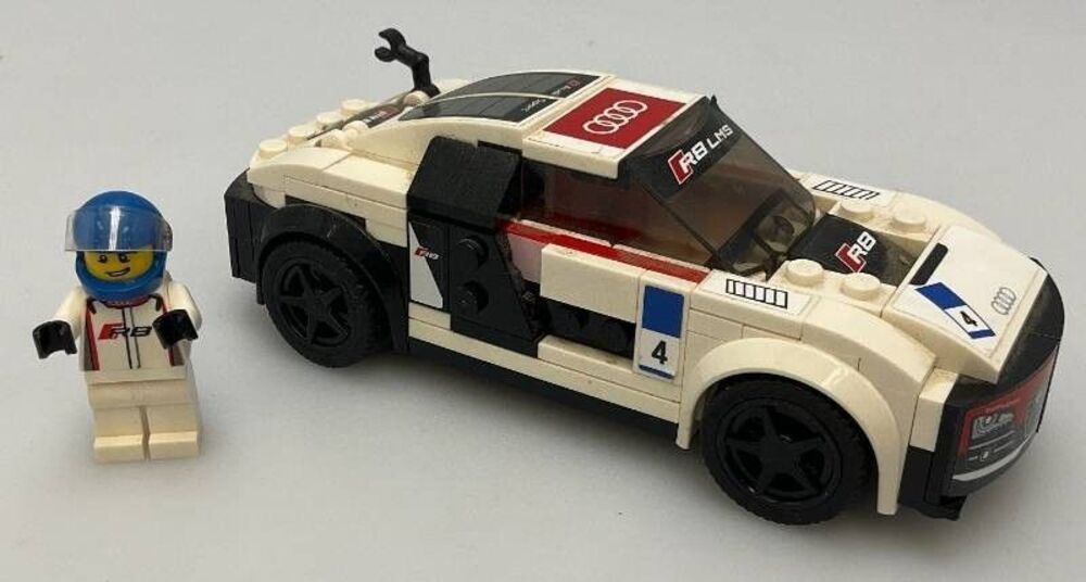 LEGO Speed Champions 75873 Audi R8 LMS Ultra Retired Set Assembled with Minifig